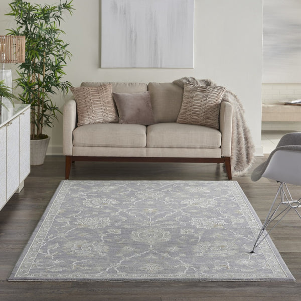 HomeRoots 5' Ivory and Gray Floral Medallion Area Rug - Elegant Rustic Design for Timeless Home Décor 4' X 6' 554883