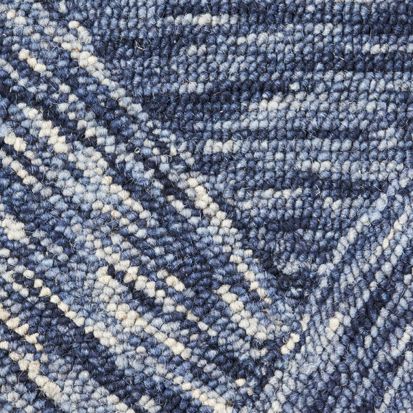 HomeRoots 8' Geometric Wool Area Rug in Denim Blue and Ivory – Stylish, Cozy, Perfect for Any Room Decor 4' X 6' 554887