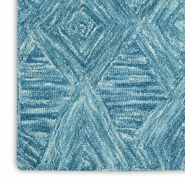 HomeRoots 5' Ivory and Blue Wool Geometric Area Rug - Enhance Comfort and Style in Any Living Space Today! 4' X 6' 554888