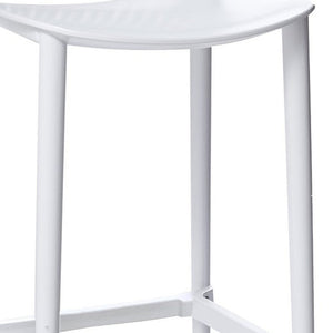 Homeroots Set Of Four 26" White Heavy Duty Plastic Low Back Counter Height Bar Chairs   555090