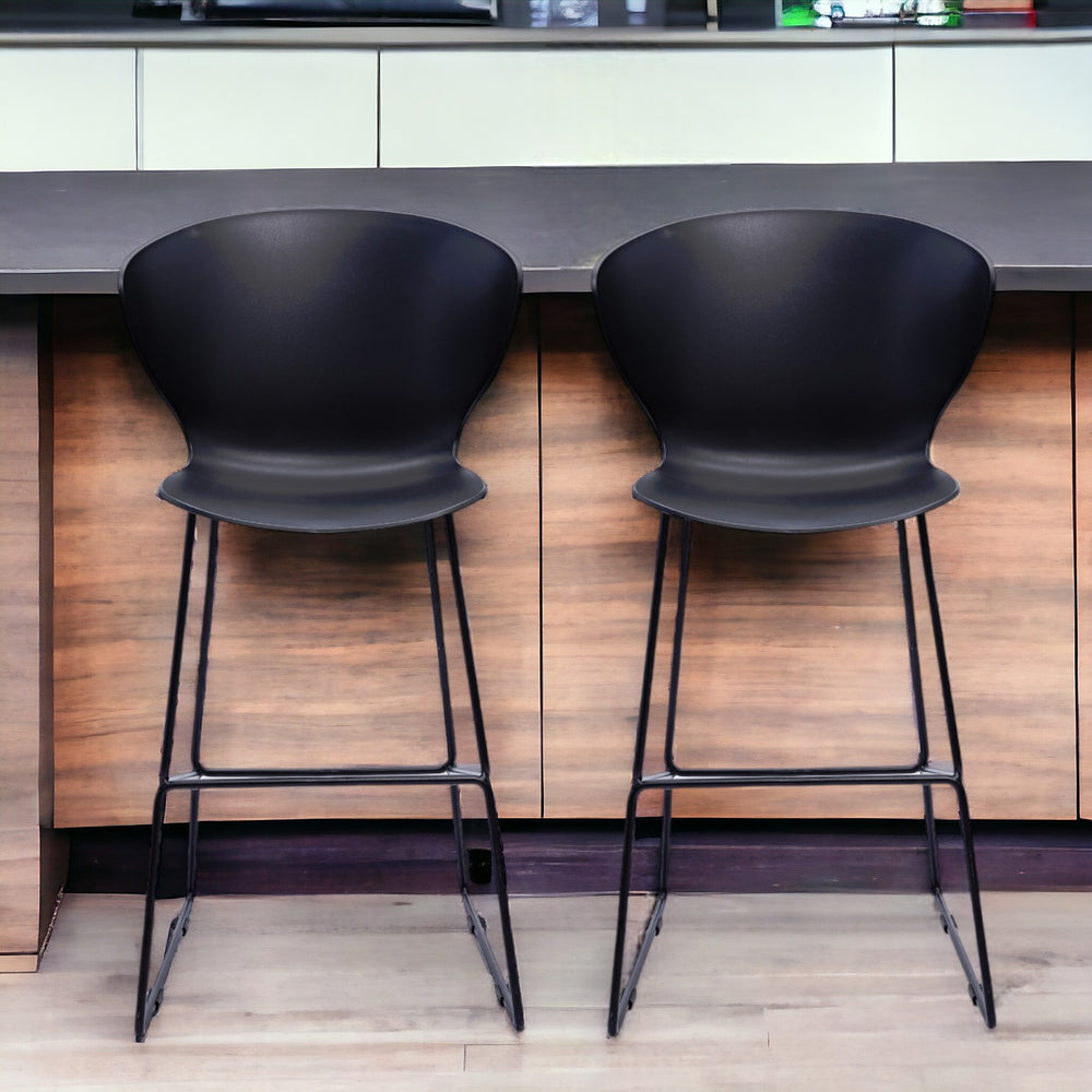 Homeroots Set Of Two 30" Black Metal Low Back Bar Height Bar Chairs   555094