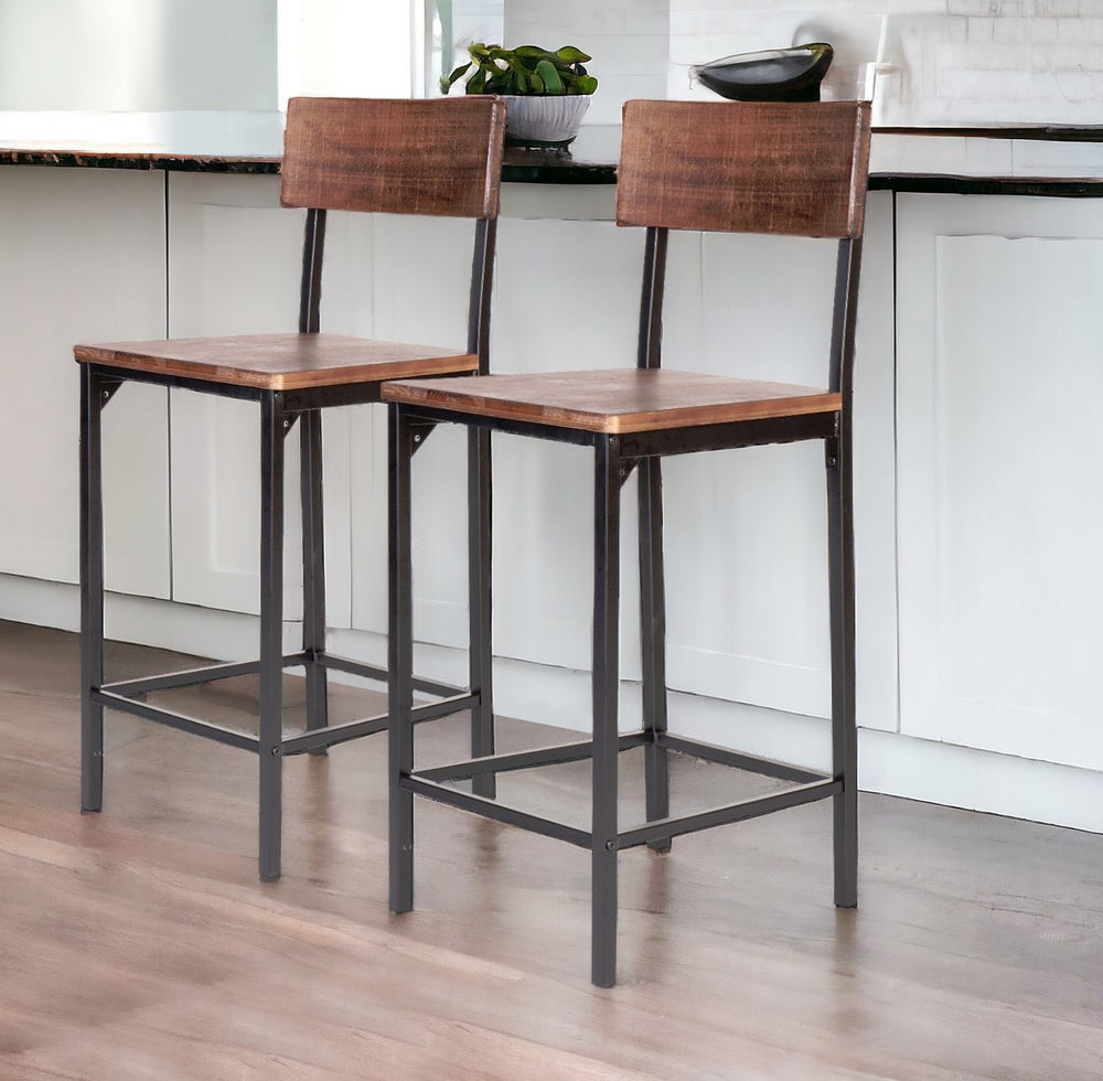 Homeroots Set Of Two 25" Brown And Black Reclaimed Wood And Metal Counter Height Bar Chairs   555114