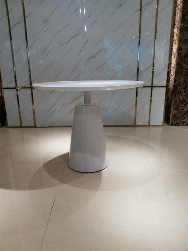 HomeRoots 42" Modern White Round Pedestal Dining Table with Glossy Finish - Perfect for 6, Stylish & Versatile 555150