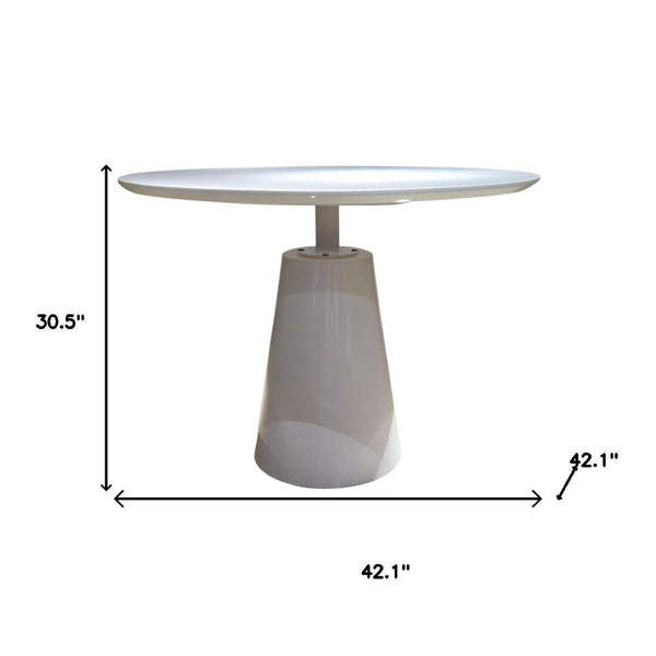 HomeRoots 42" Modern White Round Pedestal Dining Table with Glossy Finish - Perfect for 6, Stylish & Versatile 555150
