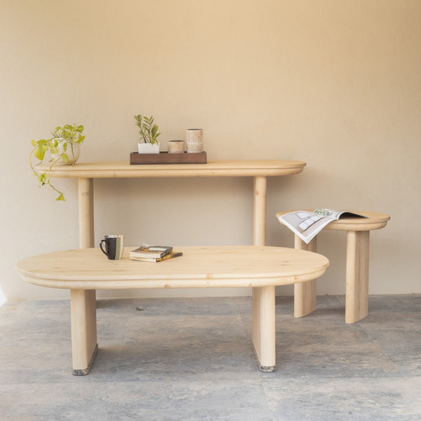 Homeroots 22" Natural Solid Wood Oval Sled End Table - Versatile Pine Design Perfect For Living Room & Bedroom   555314