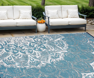 Homeroots 6' X 9' Teal Blue Floral Indoor Outdoor Area Rug - Stain Resistant, Uv Protected, Stylish & Durable  Polypropylene 555573