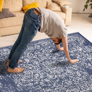 Homeroots 4' Navy Blue Indoor Outdoor Area Rug - Distressed Design, Stain Resistant, Uv Protected, Stylish Comfort  Polypropylene 555578