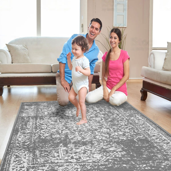 Homeroots 5' X 8' Gray Machine Braided Distressed Area Rug With Uv Protection - Stain Resistant & Stylish!  Polypropylene 555579