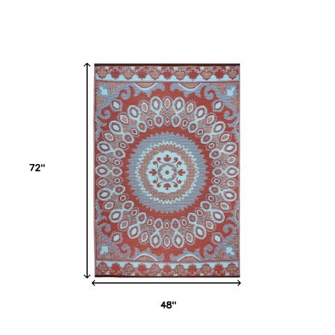 Homeroots 4' Brown Floral Area Rug - Machine Braided, Stain Resistant & Uv Protected For Indoor/Outdoor Use  Polypropylene 555583