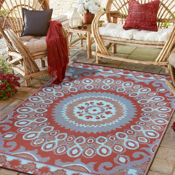 Homeroots 5' Brown Floral Area Rug - 5x8 Indoor Outdoor Stain Resistant, Uv Protected, Stylish & Durable Decor  Polypropylene 555584