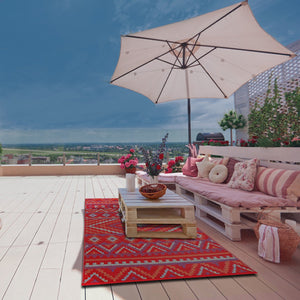 HomeRoots 4' Red Geometric Indoor-Outdoor Area Rug - Durable, Stain-Resistant, Reversible & UV-Protected Design 555591