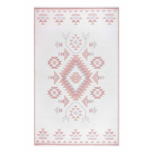 Homeroots 5' Orange Geometric Area Rug - Stylish 5x8 Indoor/Outdoor Design, Stain-resistant & Uv Protected  Polypropylene 555597