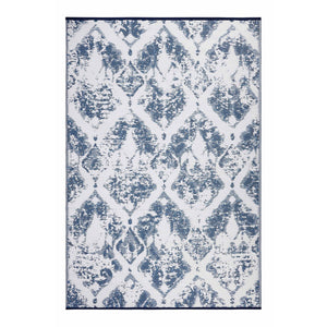 HomeRoots 4' X 6' Teal Blue Braided Area Rug - Durable, Stain & UV Resistant for Indoor/Outdoor Spaces! 555600