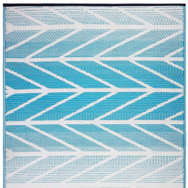 Homeroots 3' X 5' Aqua Geometric Braided Area Rug – Stylish, Distressed Design With Uv Protection & Stain Resistance  Polypropylene 555601