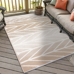 Homeroots 4' Taupe Geometric Area Rug - Distressed Indoor Outdoor Mat, Stain Resistant, Uv Protected Design!  Polypropylene 555603