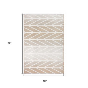 Homeroots 4' Taupe Geometric Area Rug - Distressed Indoor Outdoor Mat, Stain Resistant, Uv Protected Design!  Polypropylene 555603