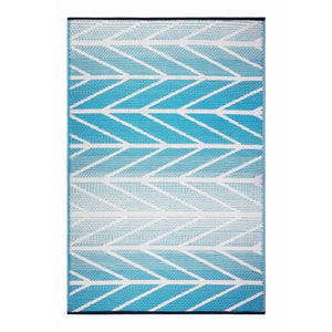 Homeroots 5' Aqua Geometric Indoor-outdoor Area Rug - Stylish, Stain-resistant, Uv-protected, Perfect For Pets!  Polypropylene 555604