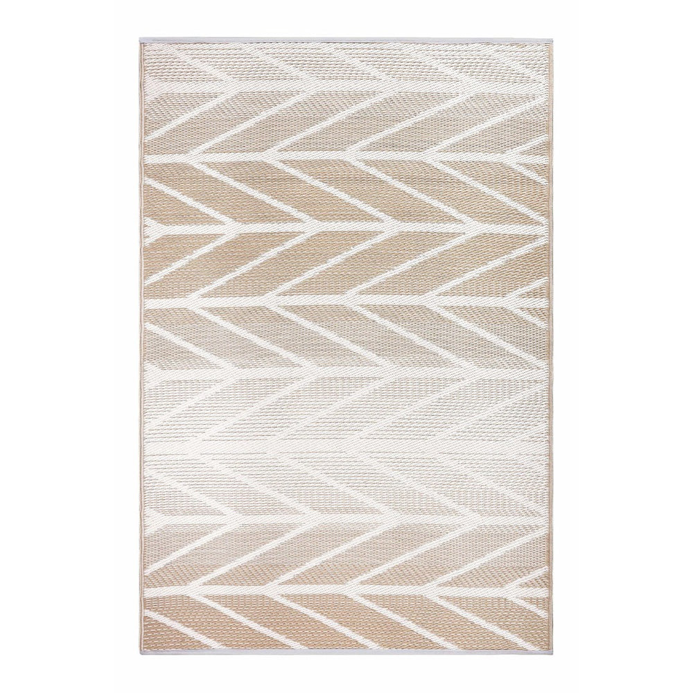 HomeRoots 5' Taupe Geometric Area Rug – Durable Indoor/Outdoor Design, Reversible & Stain-Resistant for All Spaces 555605