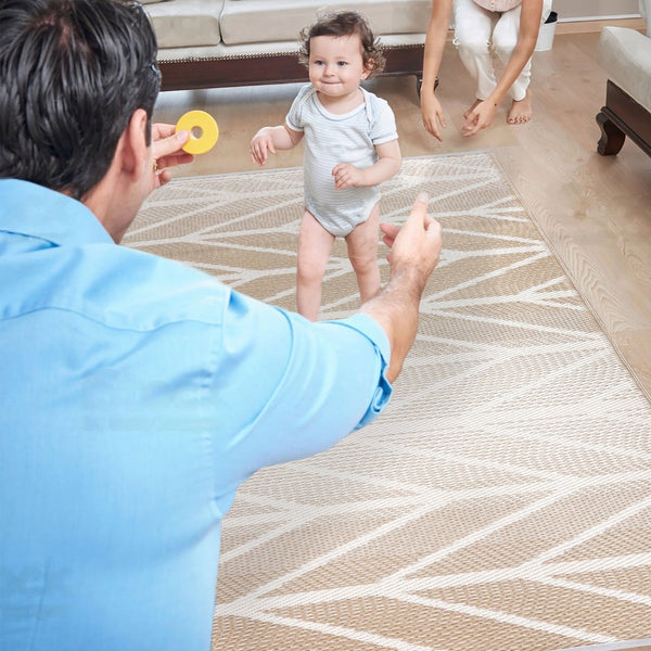 HomeRoots 5' Taupe Geometric Area Rug – Durable Indoor/Outdoor Design, Reversible & Stain-Resistant for All Spaces 555605