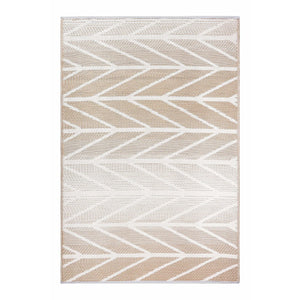 HomeRoots 5' Taupe Geometric Area Rug – Durable Indoor/Outdoor Design, Reversible & Stain-Resistant for All Spaces 555605