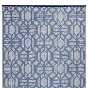 Homeroots 4' X 6' Blue Geometric Area Rug - Stain Resistant, Uv Protected, Perfect For Homes With Kids & Pets  Polypropylene 555606