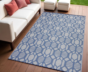 Homeroots 4' X 6' Blue Geometric Area Rug - Stain Resistant, Uv Protected, Perfect For Homes With Kids & Pets  Polypropylene 555606