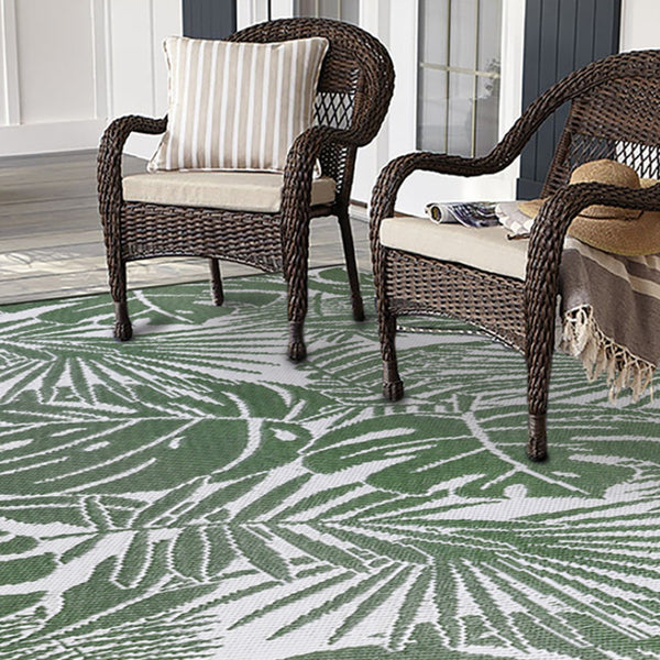 Homeroots 8' X 10' Green Floral Area Rug - Stain Resistant, Uv Protected, Perfect For Indoor & Outdoor Spaces!  Polypropylene 555614