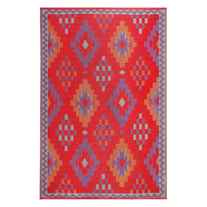 HomeRoots 4' Red Geometric Area Rug - Durable, Reversible Design for Indoor/Outdoor Use, Easy Care & Stylish! 555628