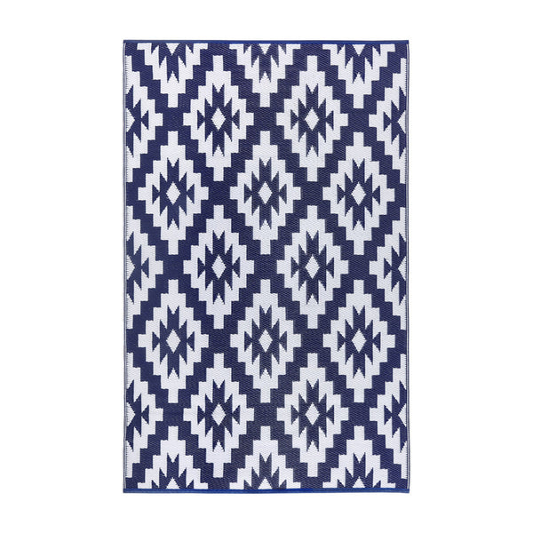Homeroots 4' X 6' Blue Geometric Area Rug - Uv-protected, Stain-resistant, Stylish For Indoor & Outdoor Spaces  Polypropylene 555632