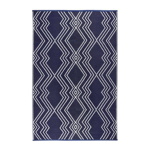 Homeroots 4' X 6' Black Geometric Area Rug - Stylish, Stain Resistant, Uv Protected, Perfect For Kids & Pets!  Polypropylene 555633