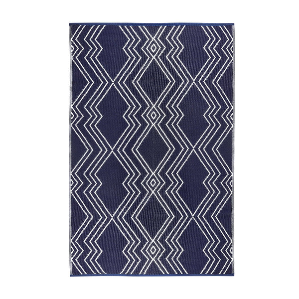 Homeroots 4' X 6' Black Geometric Area Rug - Stylish, Stain Resistant, Uv Protected, Perfect For Kids & Pets!  Polypropylene 555633