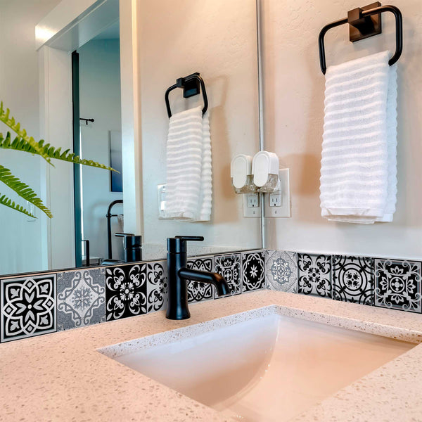 Homeroots 12" Black, White & Gray Mosaic Peel And Stick Tiles - Versatile Decor For Stylish Room Transformations 12" X 12" Vinyl 555888