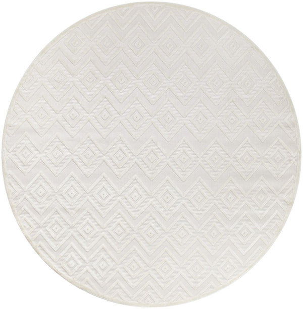 HomeRoots 10' Ivory and White Round Geometric Area Rug – Stylish, Durable, Easy-Clean for Indoor/Outdoor Use! 555945