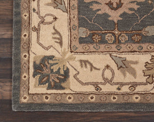 Homeroots 8' X 11' Beige And Gray Wool Floral Area Rug  Wool 555996