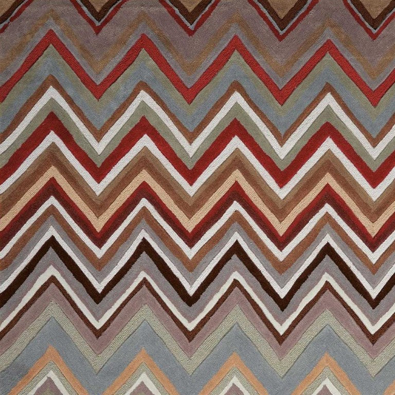 HomeRoots Chevron Polyester Area Rug Bold Geometric Pattern Stain Resistant for Living and Dining Rooms 8' x 11' 556013