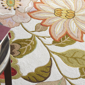 Homeroots 6' Ivory And Red Botanical Leaves Round Rug  Polyester 556046