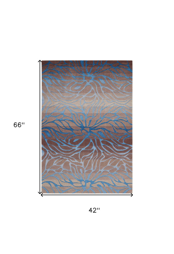 Homeroots 4' X 6' Gray And Blue Abstract Area Rug  Polyester 556053