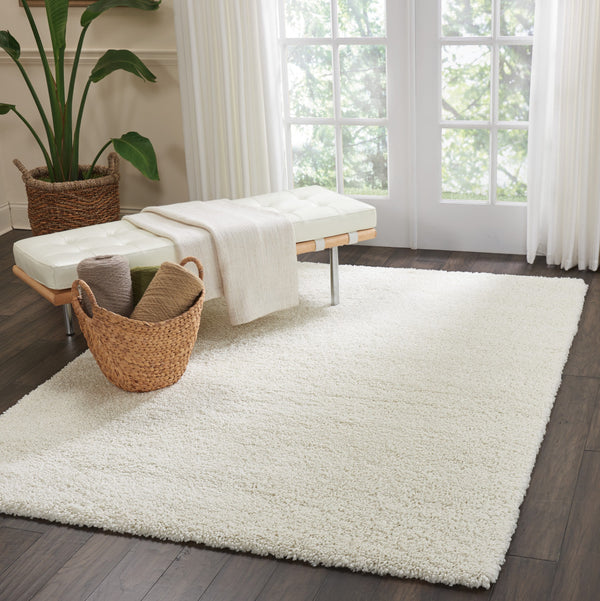 Homeroots 5' X 7' Ivory Shag Area Rug  Polypropylene 556085