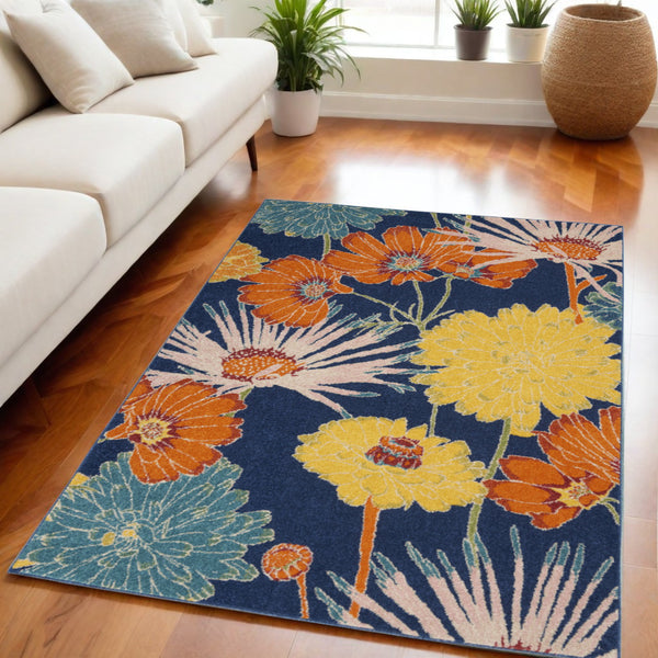Homeroots 5' X 7' Blue Floral Power Loom Area Rug  Polypropylene 556196