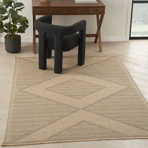Homeroots 5' X 7' Natural Beige Geometric Flatweave Non-skid Area Rug With Fringe – Durable & Stylish Decor  Jute,Cotton,Polyester 556234