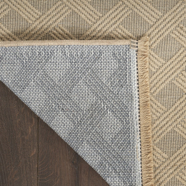 Homeroots 5' Natural Geometric Flatweave Area Rug With Fringe – Non-skid, Durable Jute & Cotton For Stylish Spaces  Jute,Cotton,Polyester 556235