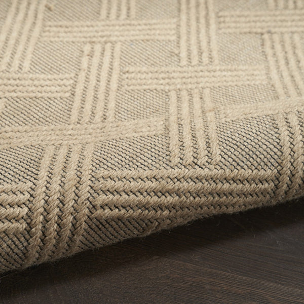 HomeRoots 8' Natural Geometric Flatweave Area Rug with Fringe - Durable, Stylish, Non-Slip Design for Any Room 8' X 10' 556242