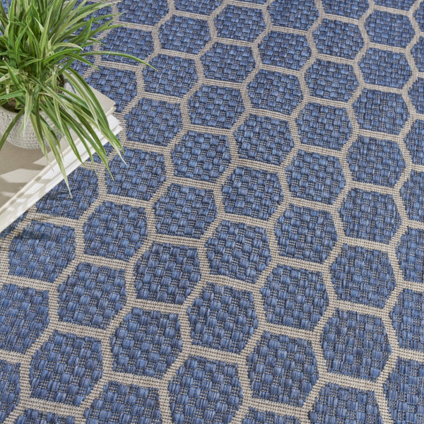 HomeRoots 10' Blue and Beige Geometric Area Rug – Stylish Indoor/Outdoor Flatwoven Design for Any Space 556317