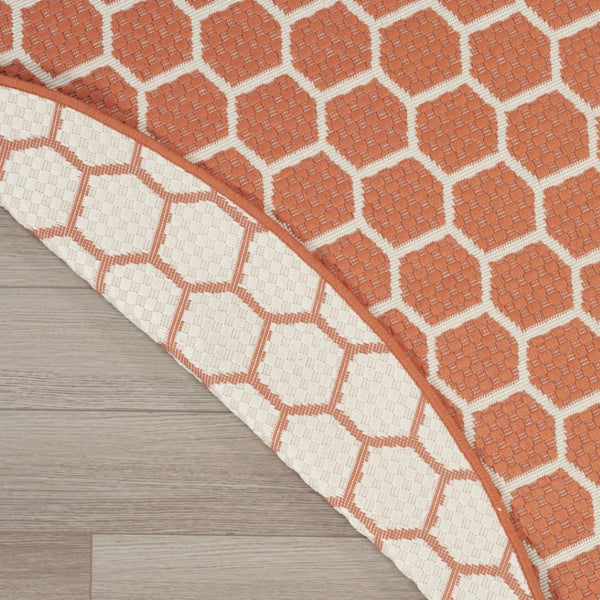 HomeRoots 8' Coral Geometric Indoor Outdoor Area Rug - Durable, Reversible, Stylish for Living Spaces & Patios 556319