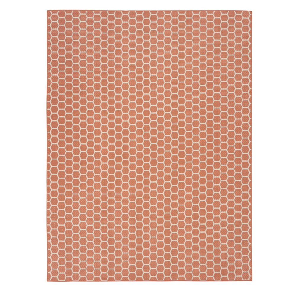 HomeRoots 9' X 12' Coral and Ivory Geometric Area Rug – Stylish Indoor/Outdoor Design, Reversible & Easy-Care! 556321