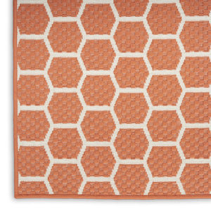 HomeRoots 9' X 12' Coral and Ivory Geometric Area Rug – Stylish Indoor/Outdoor Design, Reversible & Easy-Care! 556321