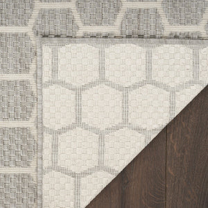 HomeRoots 9' X 12' Gray and Ivory Geometric Area Rug - Stylish Indoor/Outdoor Design for Easy Maintenance & Durability 556326