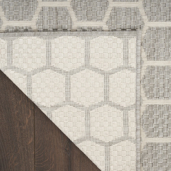 HomeRoots 9' X 12' Gray and Ivory Geometric Area Rug - Stylish Indoor/Outdoor Design for Easy Maintenance & Durability 556326