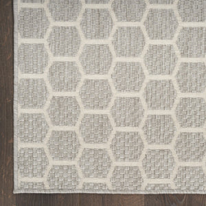 HomeRoots 9' X 12' Gray and Ivory Geometric Area Rug - Stylish Indoor/Outdoor Design for Easy Maintenance & Durability 556326