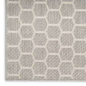 HomeRoots 9' X 12' Gray and Ivory Geometric Area Rug - Stylish Indoor/Outdoor Design for Easy Maintenance & Durability 556326